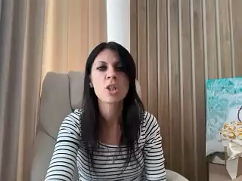 InjaAtHome Chat XXX live
