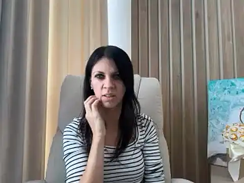 دردشة InjaAtHome الجنسية المباشرة