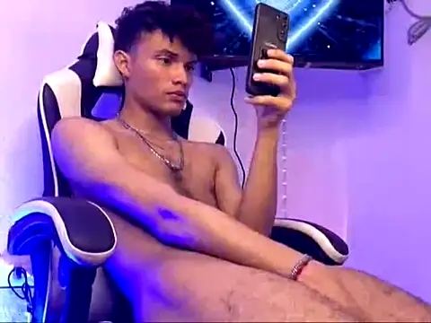 Czat XXX na żywo – AlexxxGod