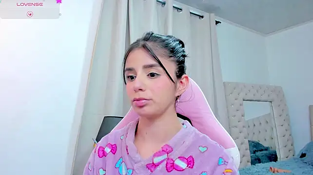 צ'אט XXX בשידור חי של carlaperez_