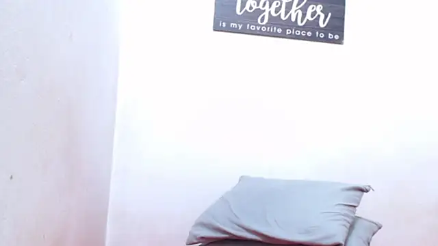 צ'אט XXX בשידור חי של alejandra_c19c