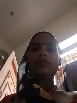 צ'אט XXX בשידור חי של Ishani_sharmaa