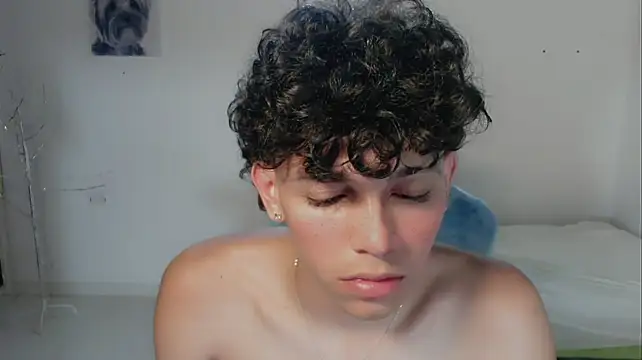 צ'אט XXX בשידור חי של FUNNY_DICK_