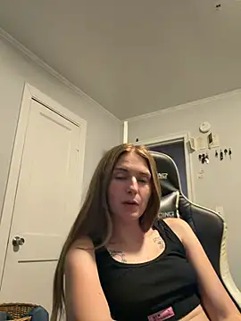 MisCheeks69 élő XXX-chatje