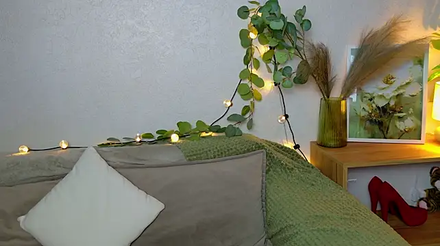 LeyaaStarr Adlı Modelin Canlı XXX Sohbeti