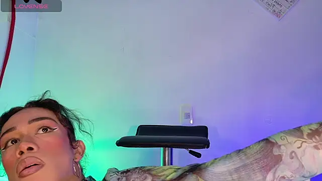 Chat +18 de Dark_engel ao vivo