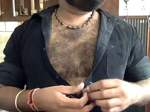 Вебкам-шоу hairy_indian_dad