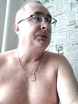 XXX chat uživo modela Nika_Malay