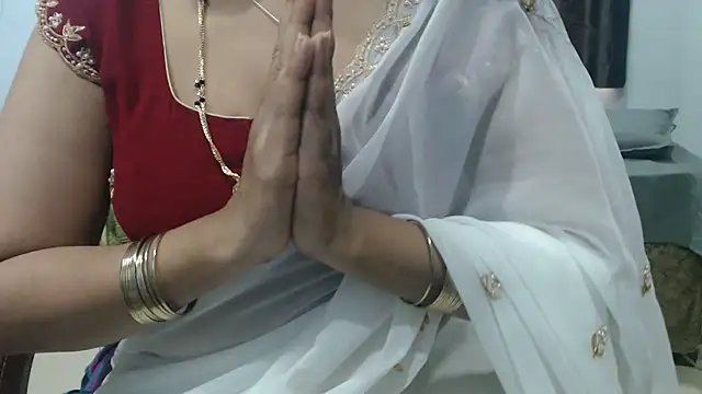 sunitha-3 live XXX chat