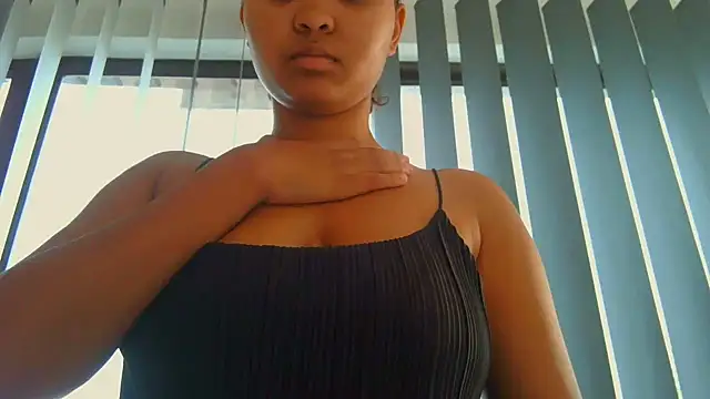 indianaphrodite1 Live XXX-chat