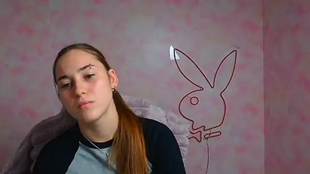 Holly_Mooon_'s Live XXX Chat