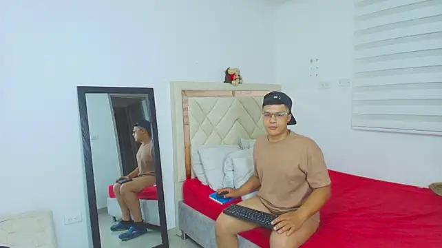 sam_tnt9 XXX чат на живо