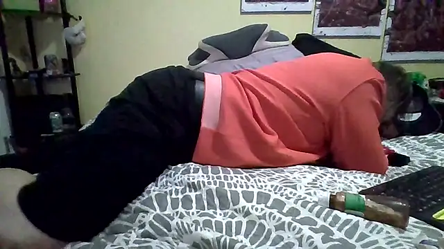 Chat XXX en directo de Mic_Oxinner