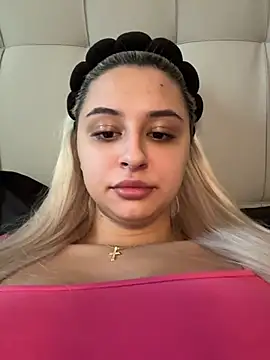 Kylie_One Chat XXX live