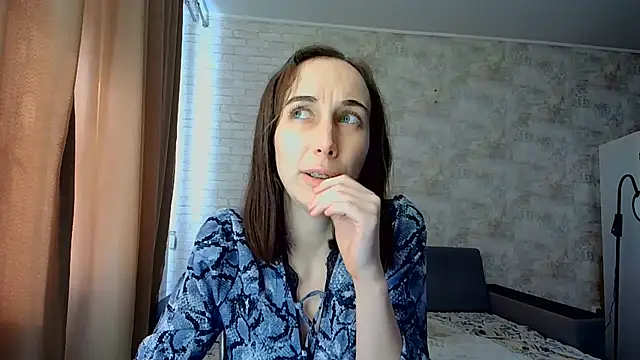 Anika_bloom live XXX chat
