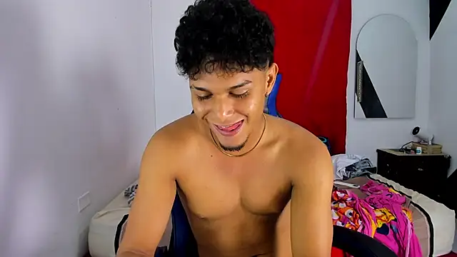 Master_hot06 Chat XXX live