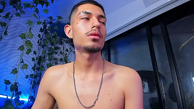 ItsZairen Chat XXX live