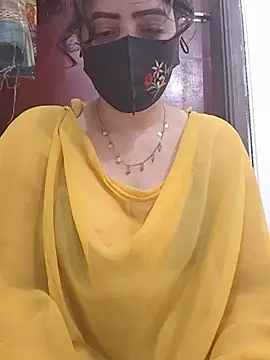 Saanvi-Sen Live XXX-Chat
