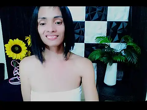 xAsianTOPModelx live XXX chat
