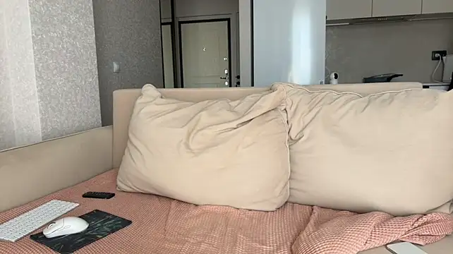 Chat +18 de Molly_Beauti ao vivo