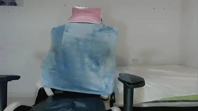 FUNNY_DICK_ Adlı Modelin Canlı XXX Sohbeti