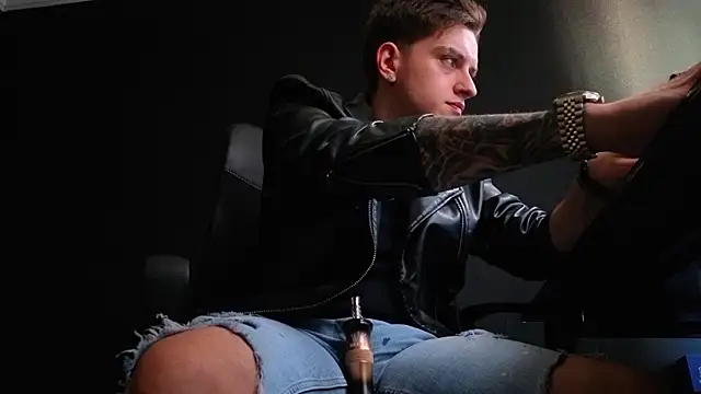 FelixStarkk Chat XXX live