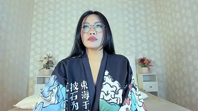NatsumiHun's Live XXX Chat