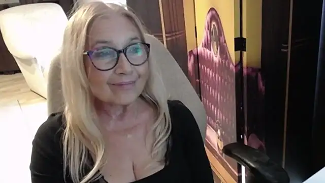 sofia_xkiss Chat XXX in diretta