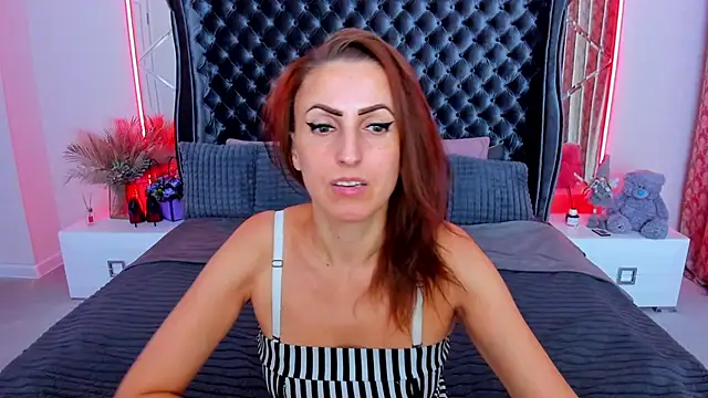 Živý XXX chat Rebecca_Diamond