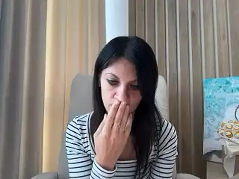 Chat XXX en directo de InjaAtHome