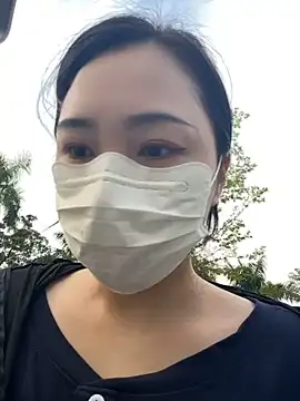 Nini_11's Live XXX Chat