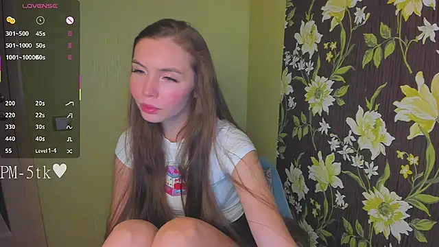 YonaBones élő XXX-chatje