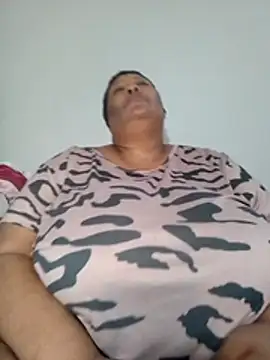 nancy111 élő XXX-chatje