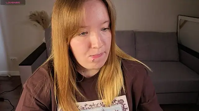 Sophia_Millery Live XXX-Chat