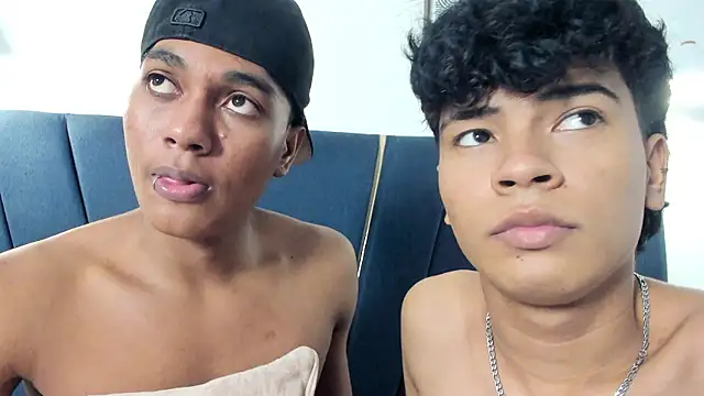 An_fox23's Live XXX Chat