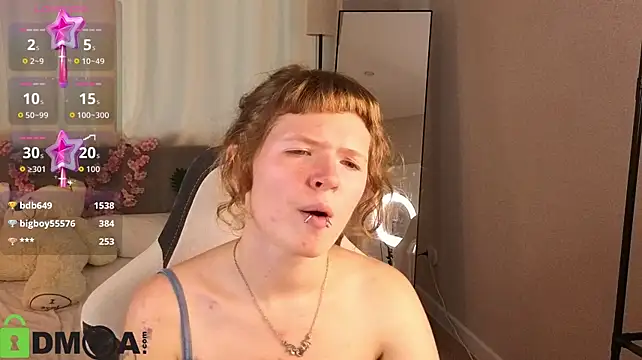 VioletDesiree: онлайн-секс-чат