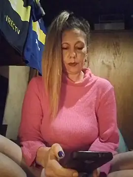 bellarubia's Live XXX Chat