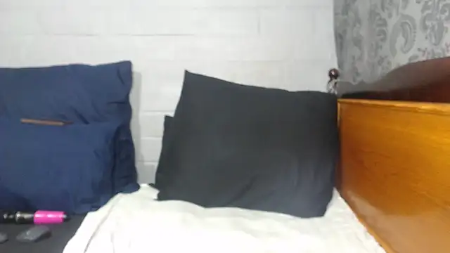Chat +18 de 05BUTDIVAXXX ao vivo