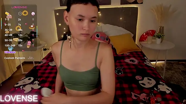 Emily_Strikeee's Live XXX Chat