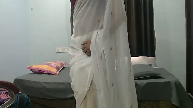 sunitha-3 Adlı Modelin Canlı XXX Sohbeti