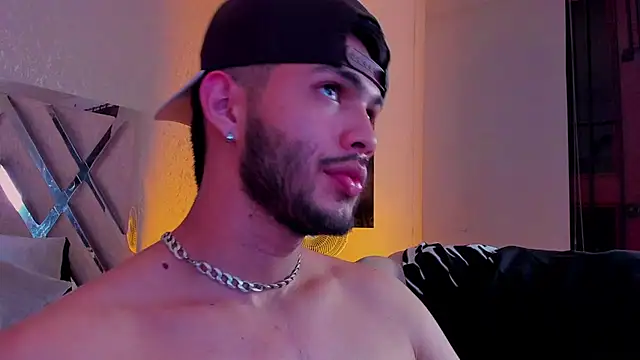 Vincentblack XXX чат на живо
