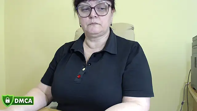 BrandiOhNight's Live XXX Chat