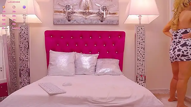 Chat +18 de AmandaL1 ao vivo