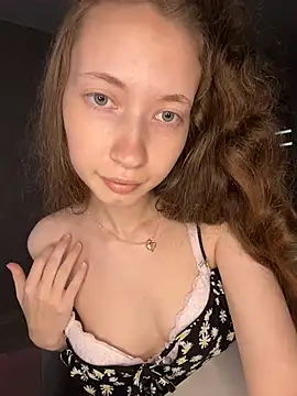 Emily_Mur_ – Live XXX-chat