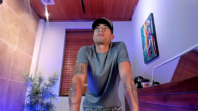 DrakeNeumann Live XXX Chat