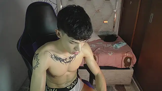 Liom_Gym 라이브 XXX 채팅