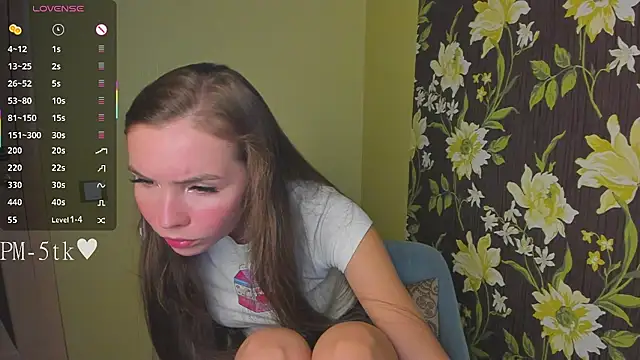 YonaBones Chat XXX live