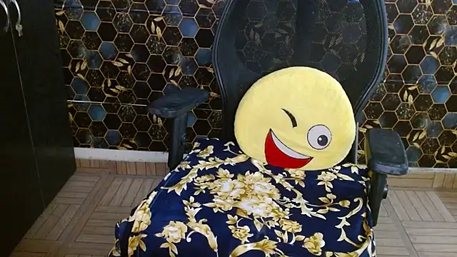 KinderrJoy Live XXX-Chat