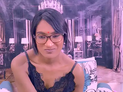IndianRebel4u2Luv Adlı Modelin Canlı XXX Sohbeti