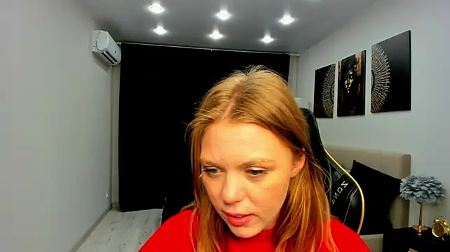 Strawberrye Live XXX-Chat